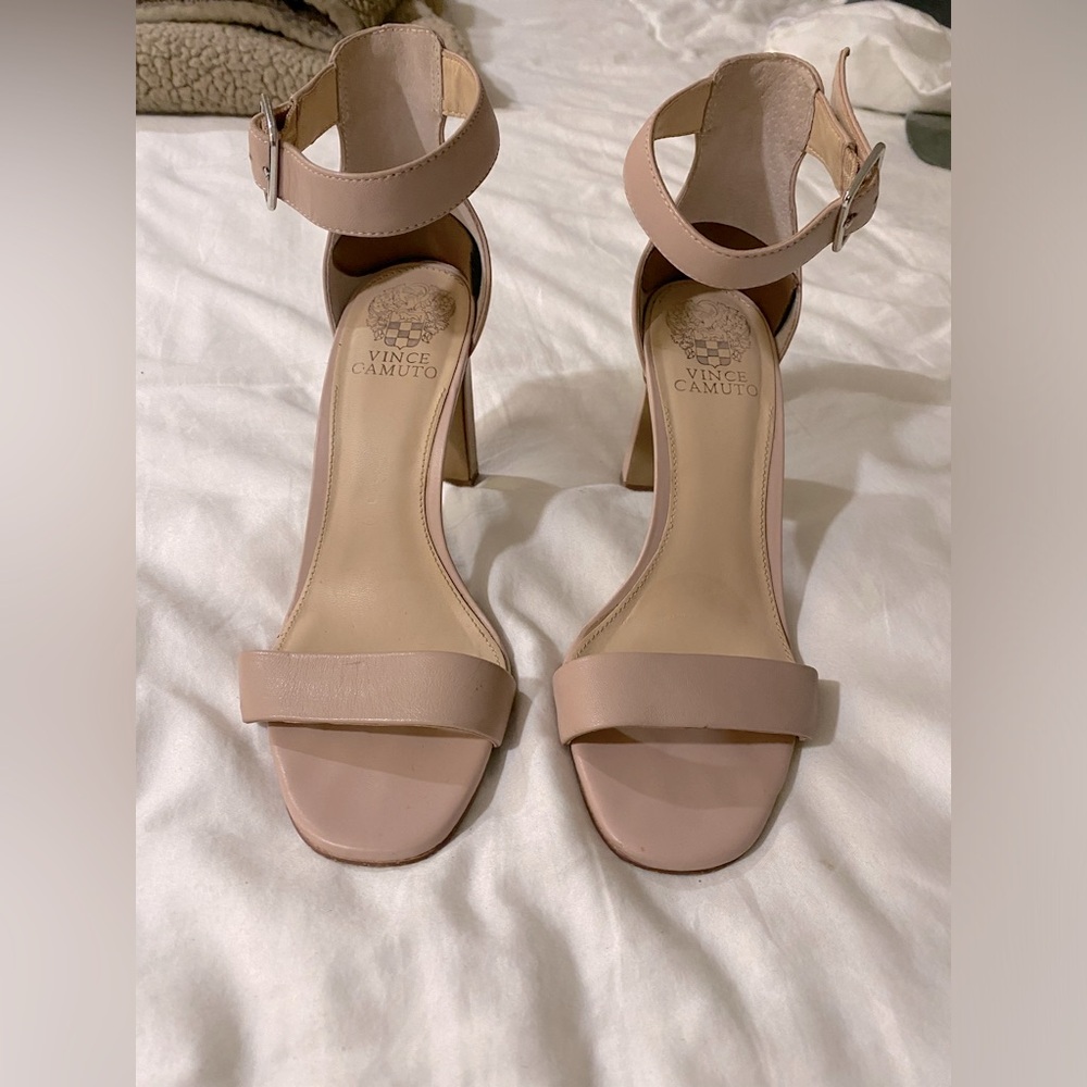 Vince Camuto Neude Heels
